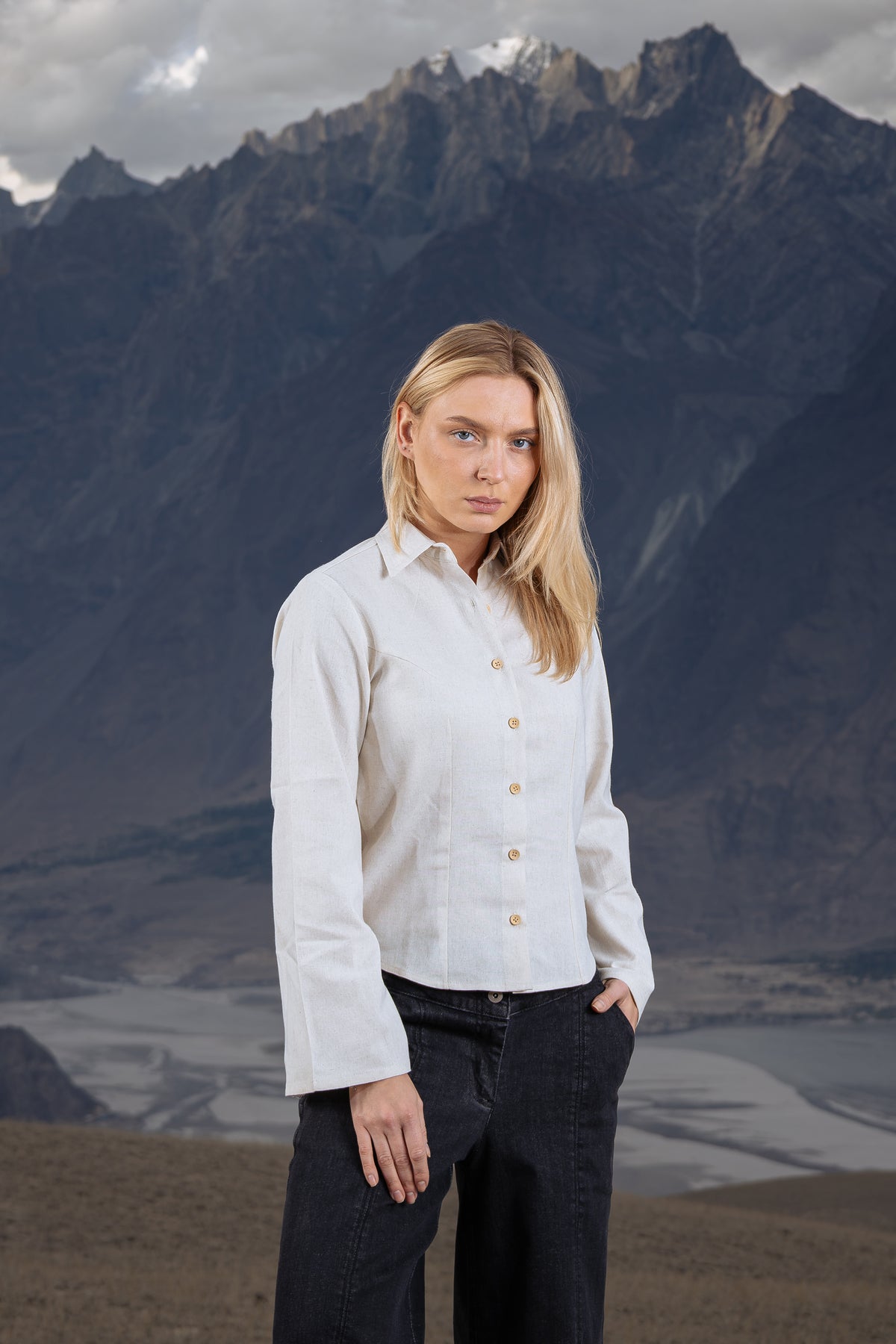 Birch Linen Buttondown