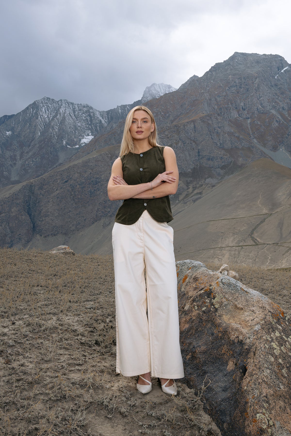 Ridge Sleeveless Corduroy Vest