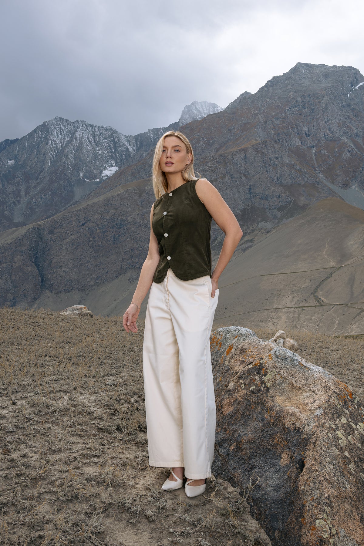 Ridge Sleeveless Corduroy Vest