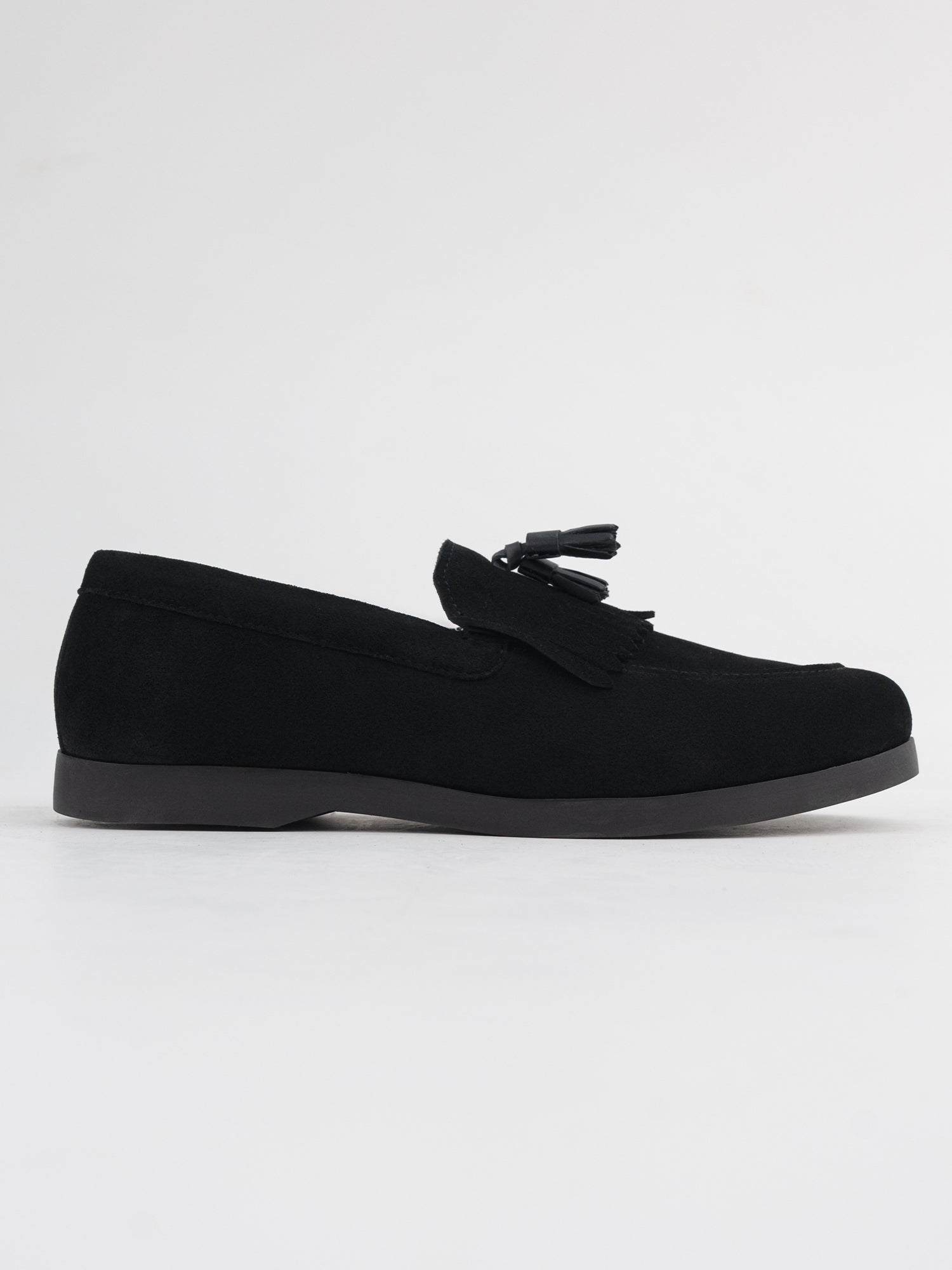 Noir Tassel Loafer